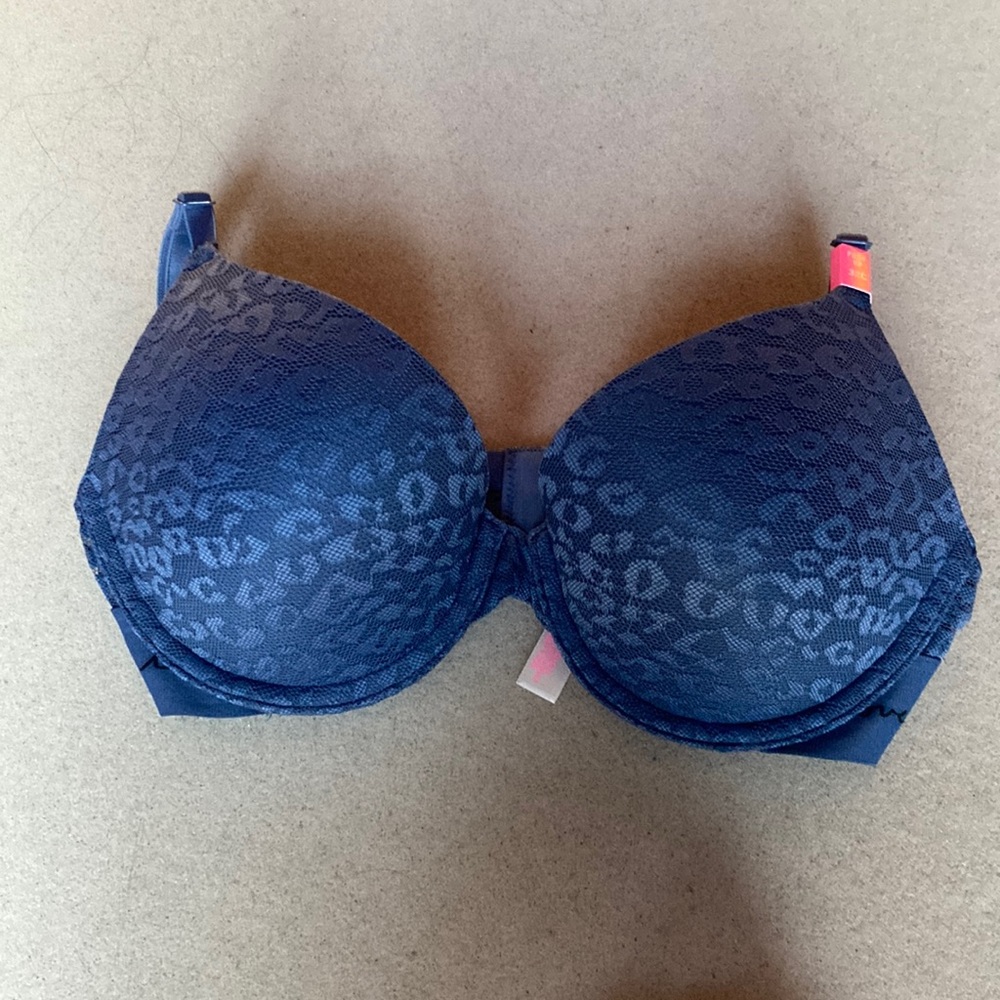 Victoria secret 32c push up bra